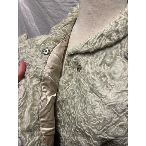 Robin Starr Chicago Cropped Jacket with a Gorgeous ButtonUp Cloth Flower - Picture 8 of 9